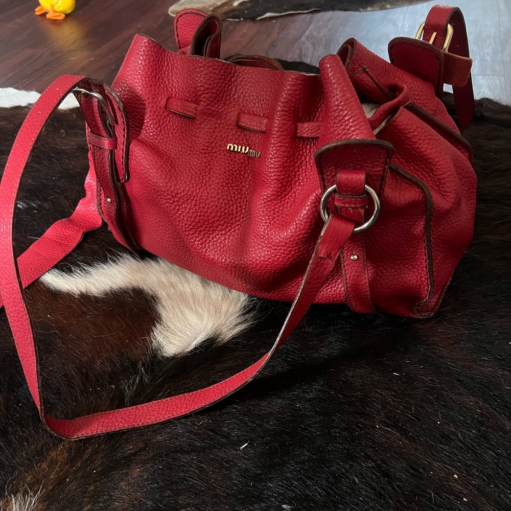 Miu miu leather red purse bag (Video)